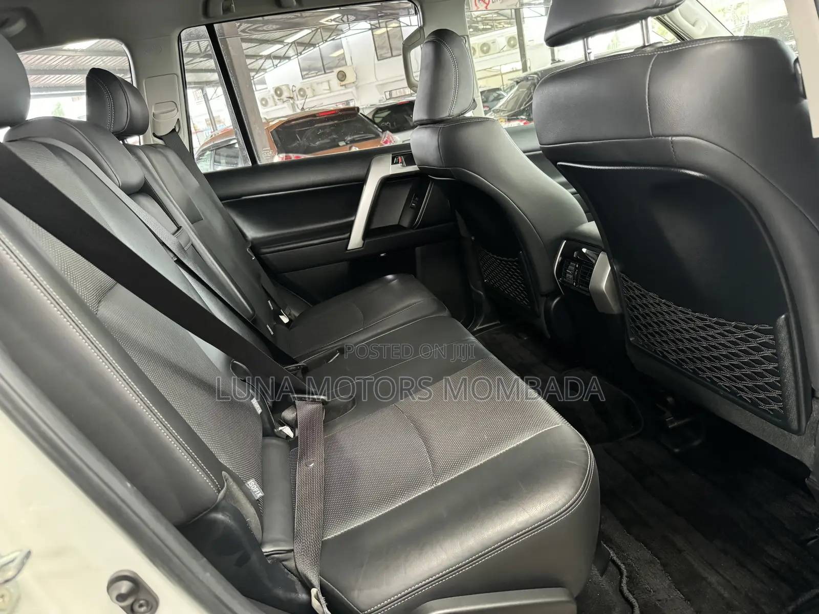 Toyota Land Cruiser Prado 2.7 2018 White