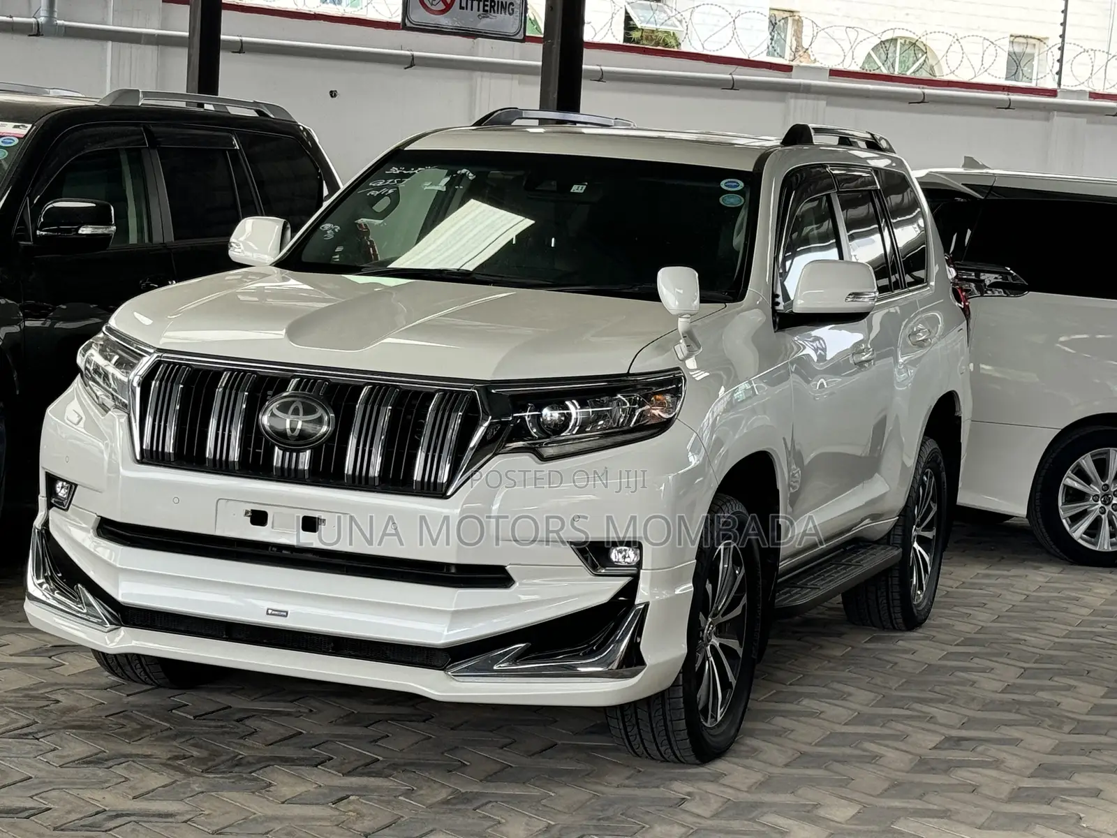 Toyota Land Cruiser Prado 2.7 2018 White