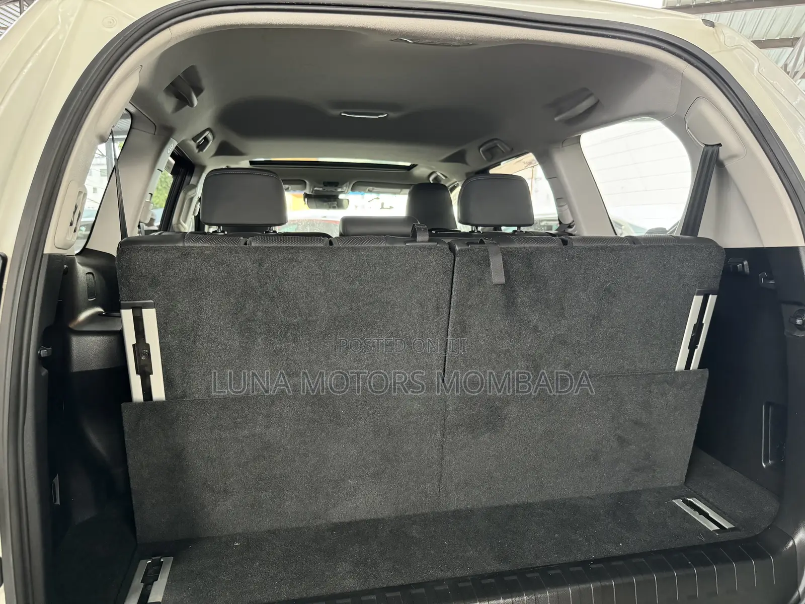 Toyota Land Cruiser Prado 2.7 2018 White