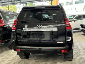 Toyota Land Cruiser Prado 2.8 2018 Black