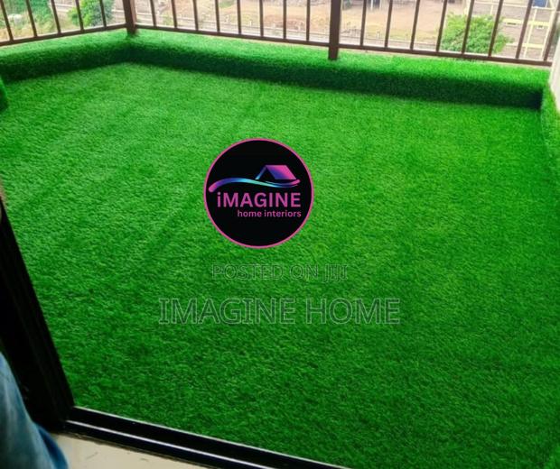 House Floor Balcony Space With Artificial Green Grass Carpet - main view