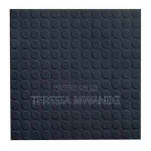Rubber  Round  Stud Mats - thumbnail 2