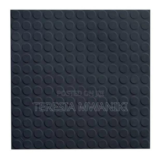 Rubber  Round  Stud Mats - main view