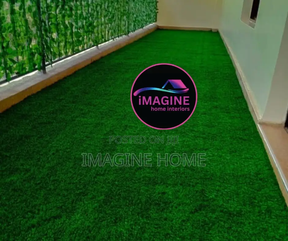 Green Grass Carpet/Light Green Fences
