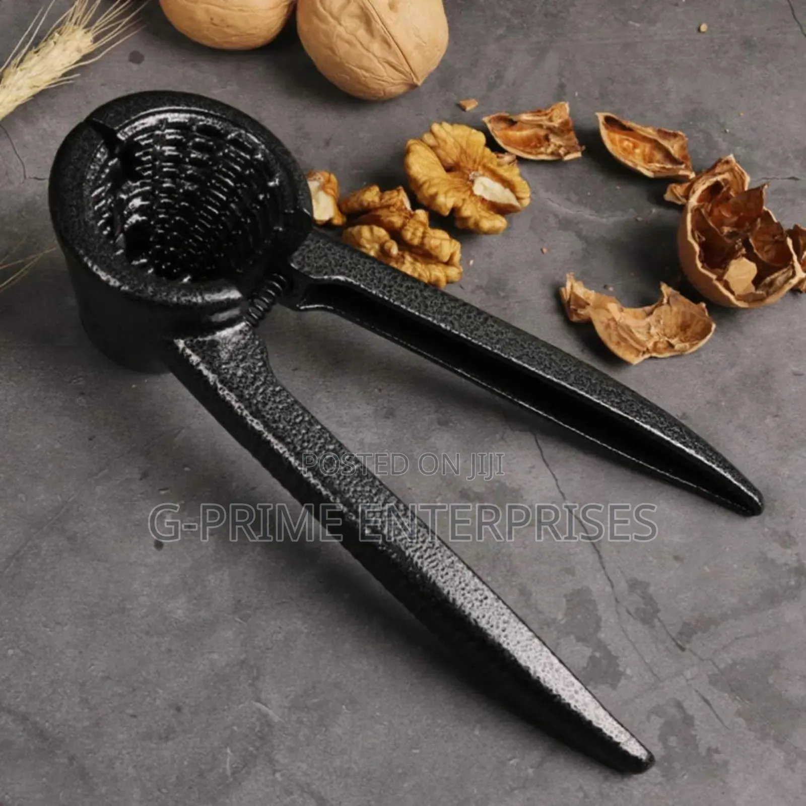 Wall Nut Cracker
