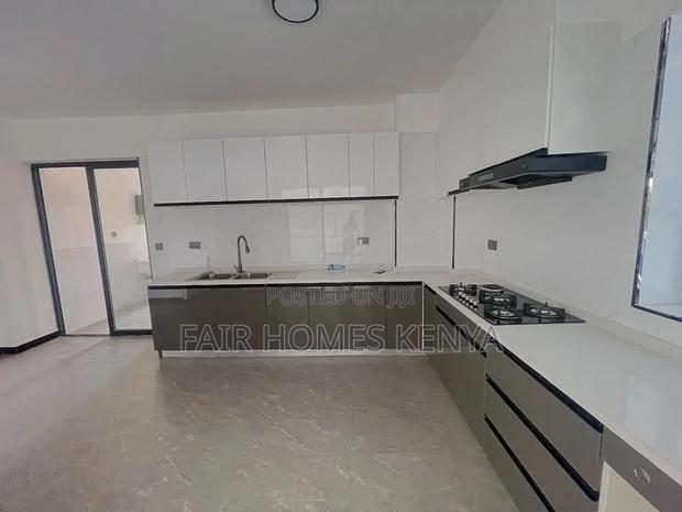 4bdrm Apartment in Valley Arcade, Lavington for sale - thumbnail 11