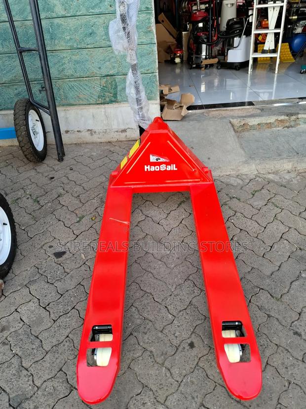 Red Hydraulic Pallet Trolley-3000kg - thumbnail 3