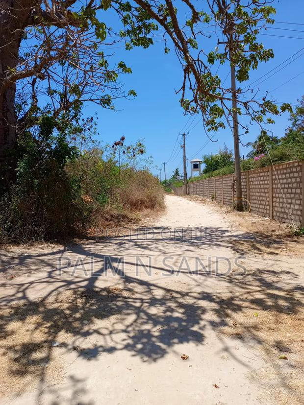 Second Row 3/4 Acre Plot on Sale in Galu Diani - thumbnail 2