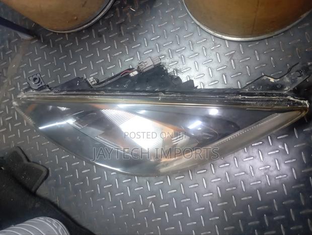 Demio 2012 Headlight LHS - thumbnail 2