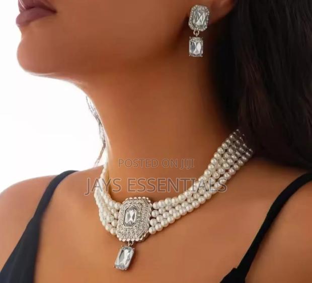 Pearl Necklace and Earrings Set - thumbnail 2