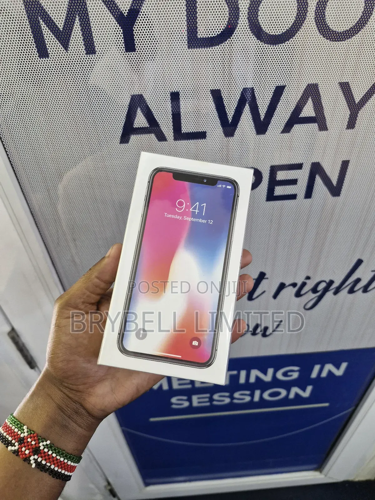 New Apple iPhone X 256 GB Black