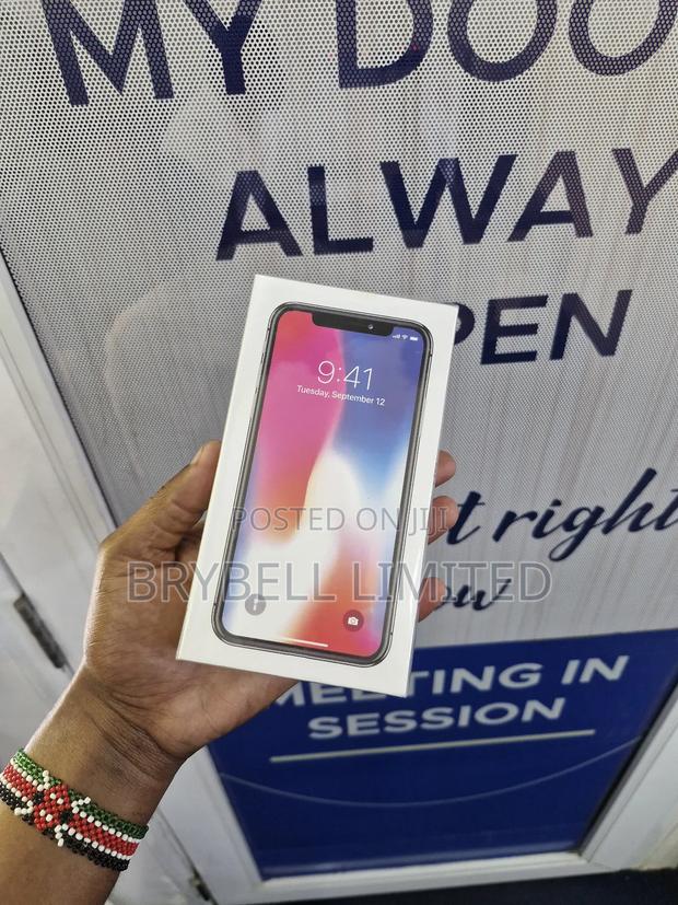 New Apple iPhone X 256 GB Black - thumbnail 5