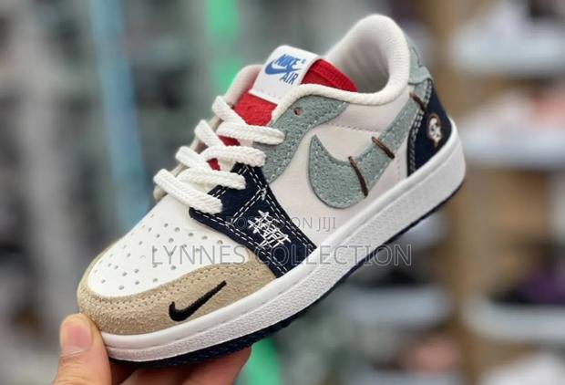 Kids Sb Dunks - main view