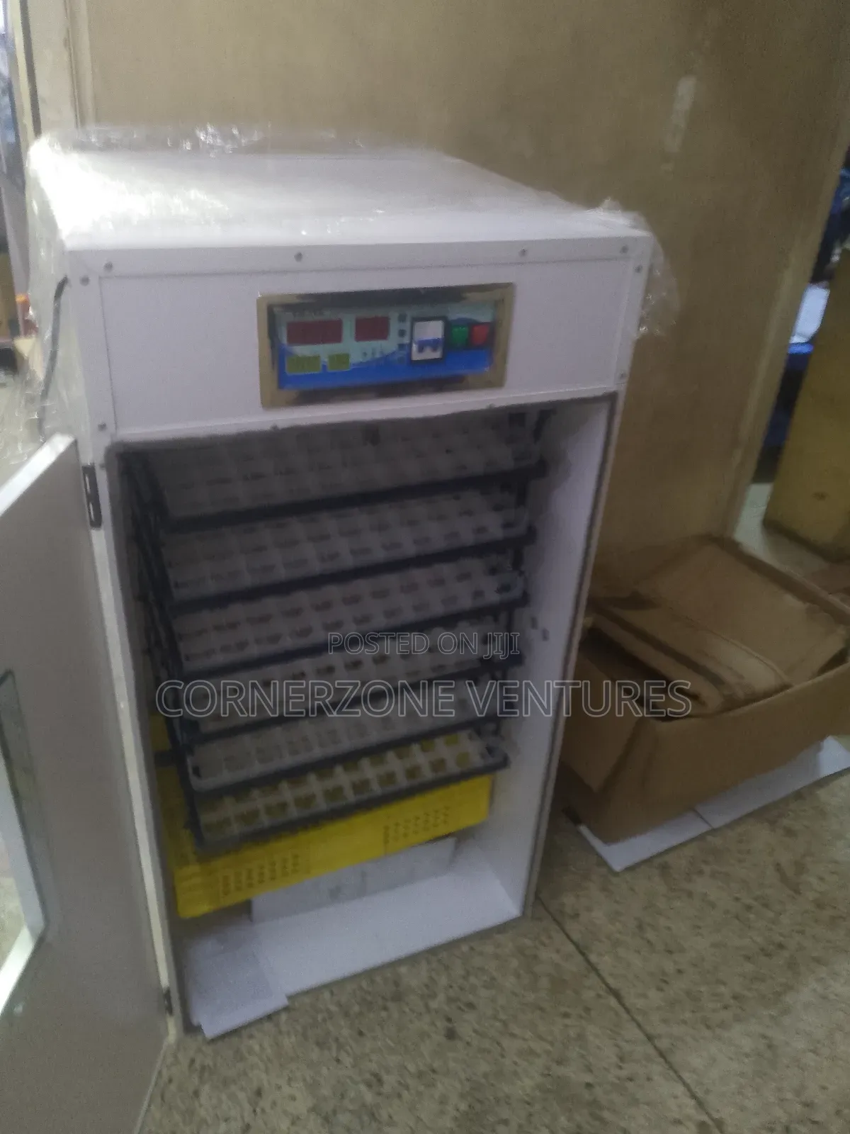 Affordable 528 Eggs Incubator, Egg Hatcher