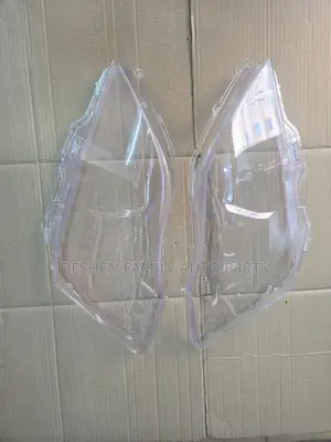 Toyota Premio 260 Headlight/ Lens/Glass