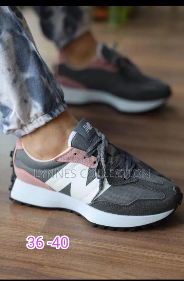 New Balance 327 - thumbnail 11