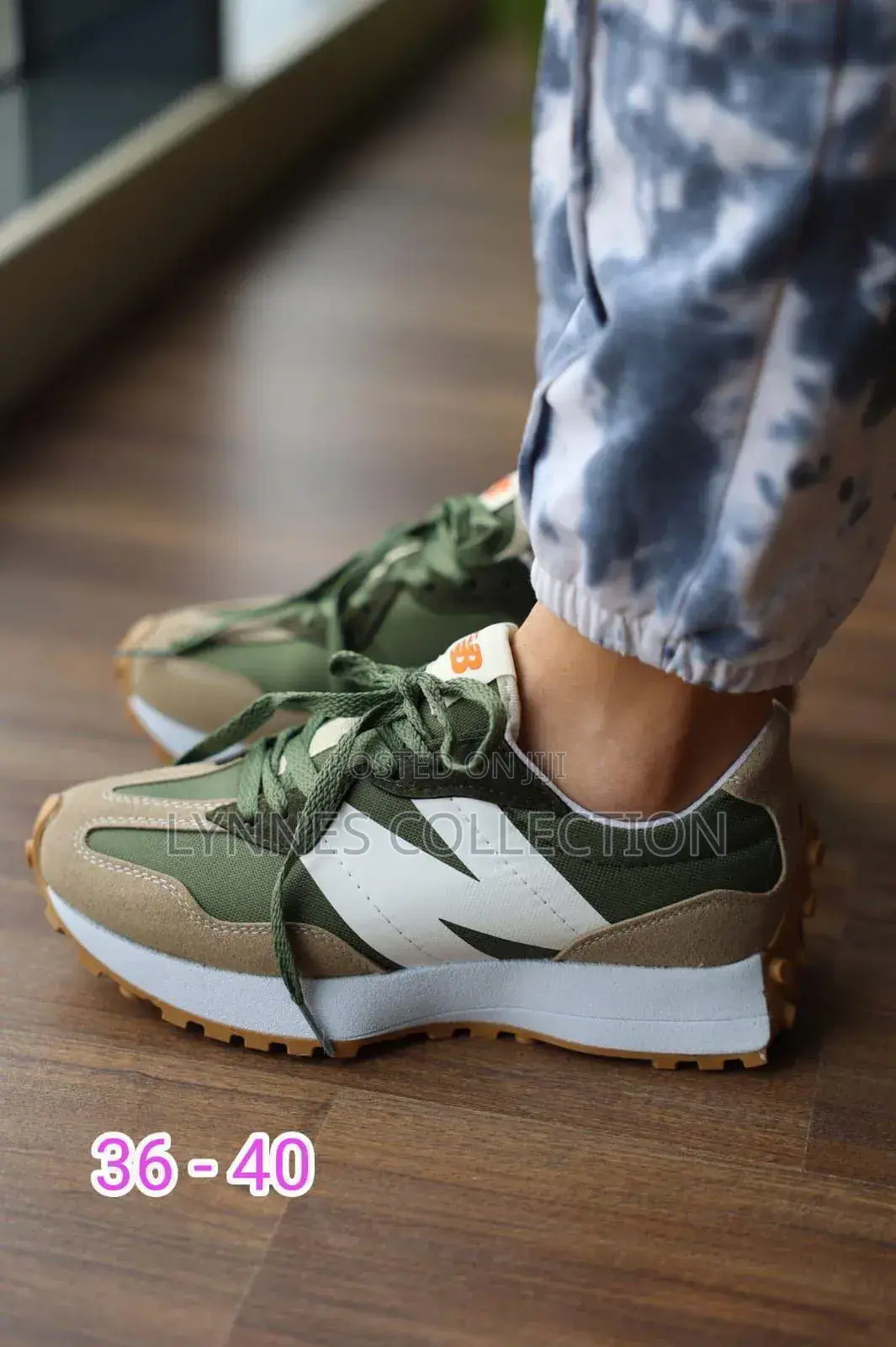 New Balance 327