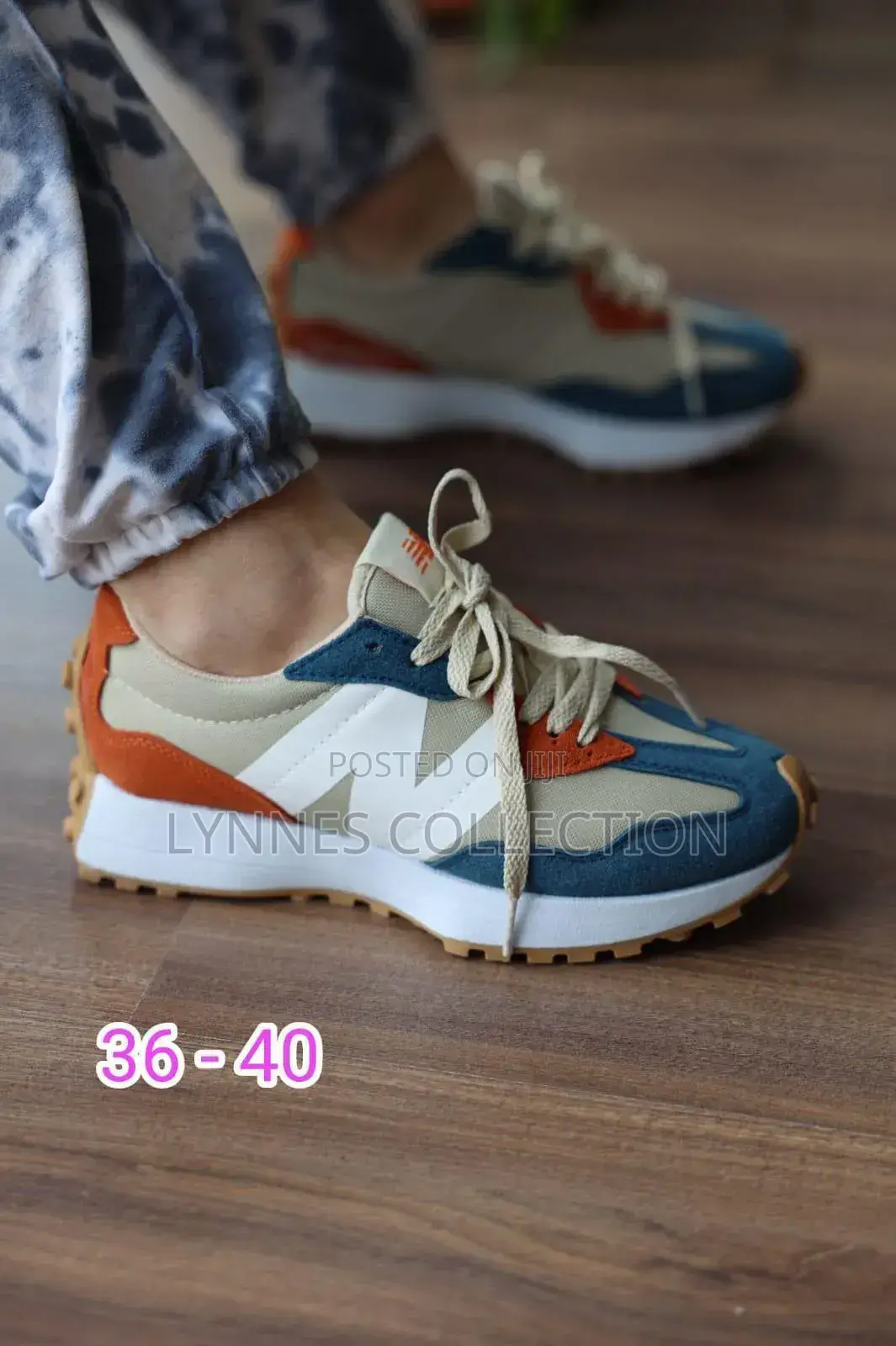New Balance 327