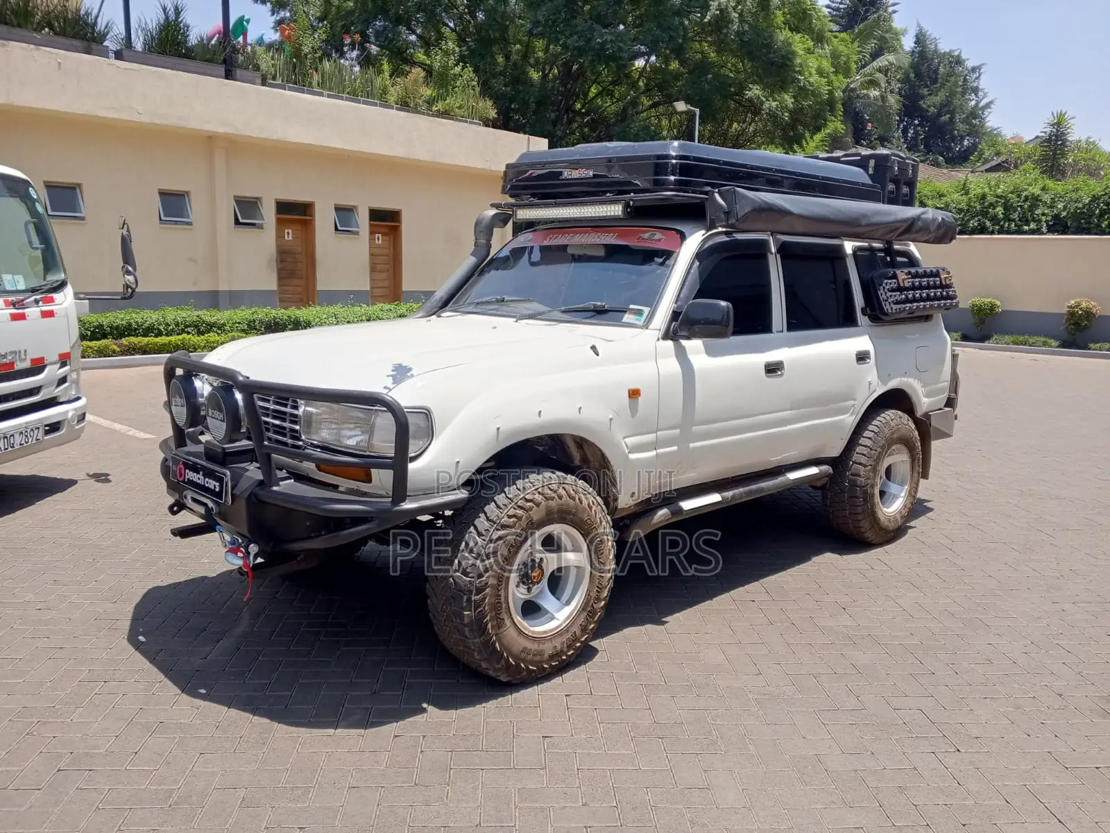 Toyota Land Cruiser 1993 White