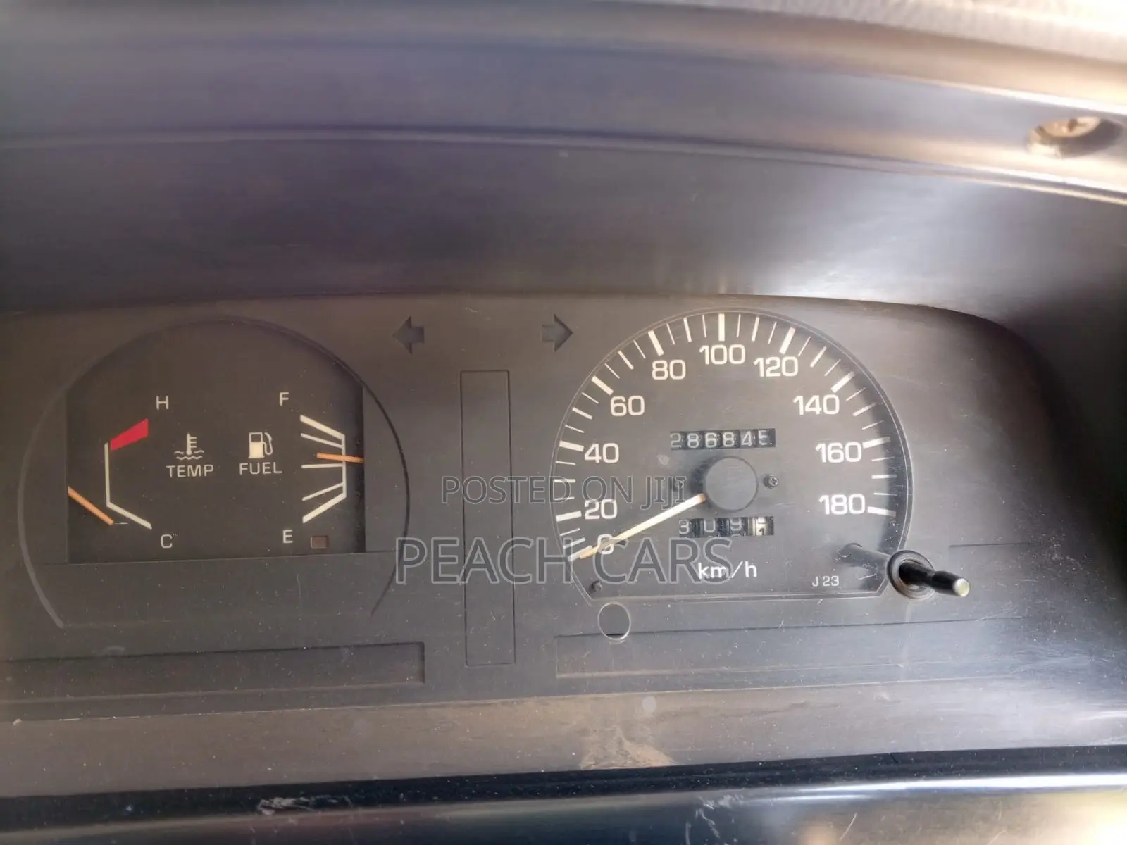 Toyota Land Cruiser 1993 White