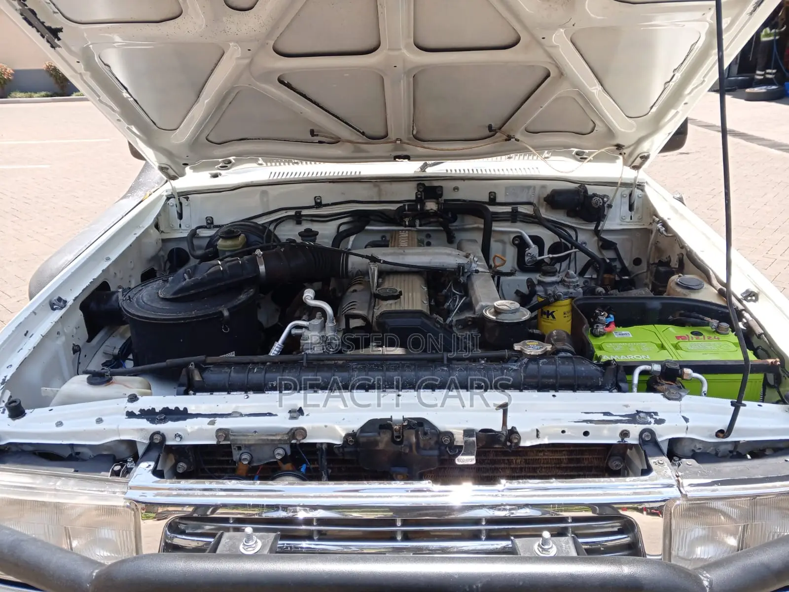 Toyota Land Cruiser 1993 White