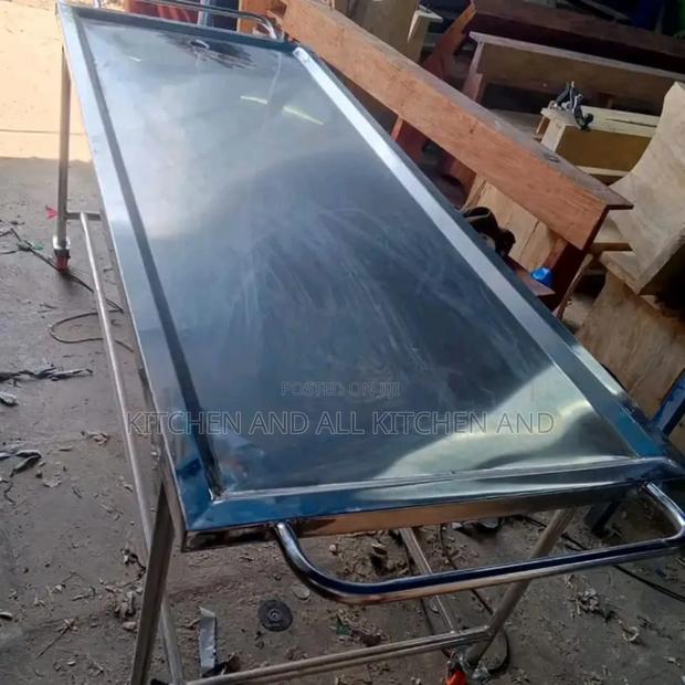 Stainless Steel Hospital Body Trolleys