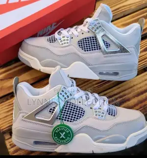 Jordan 4 Frozen Moment Unisex Sneakers