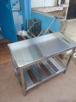 Sorting Table 2*4 Ft