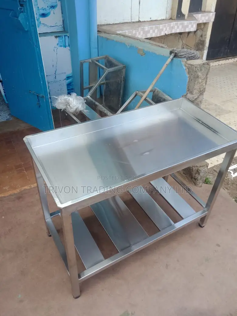 Sorting Table 2*4 Ft