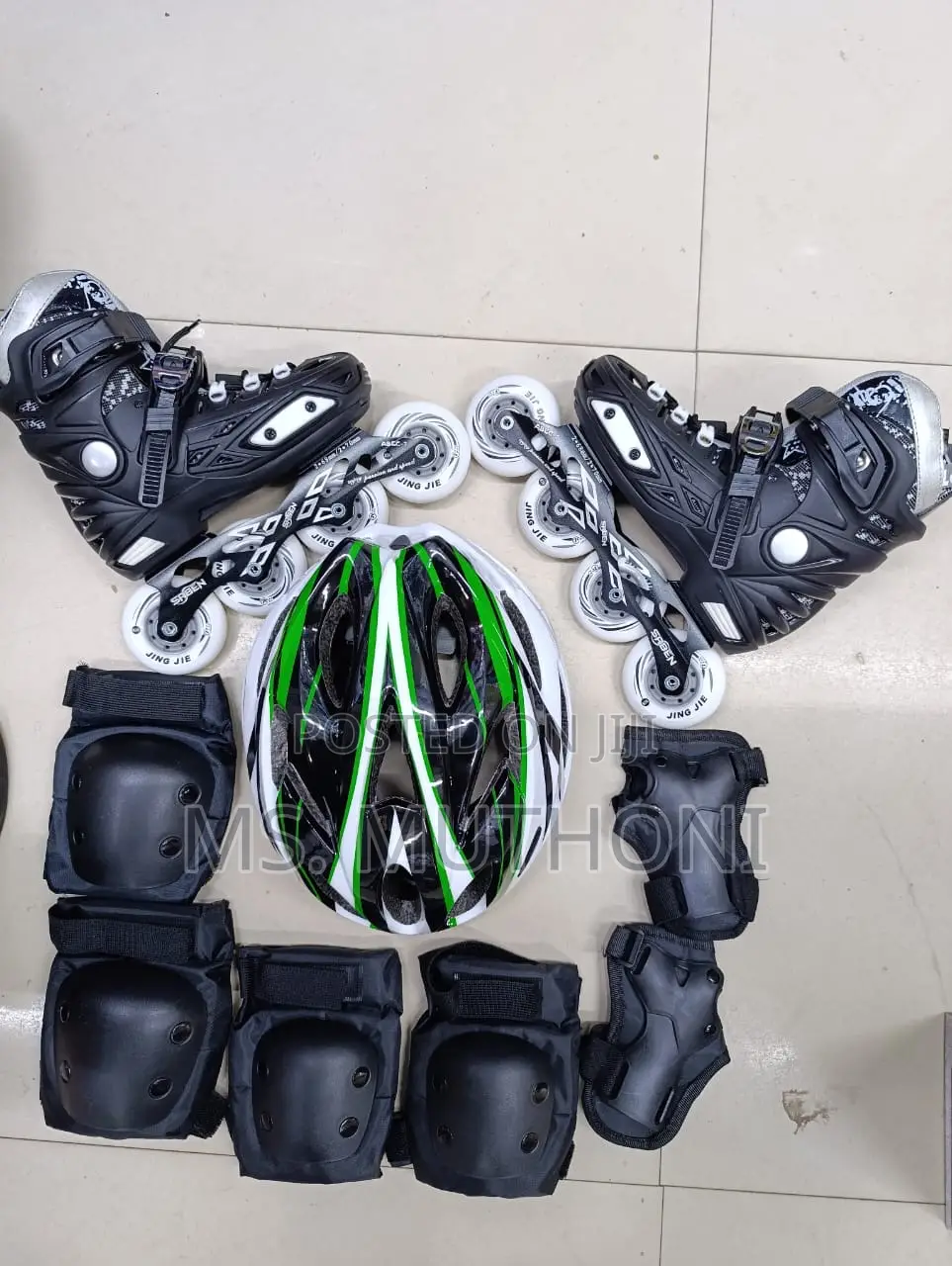 Full Black Hard Boot Skating Set