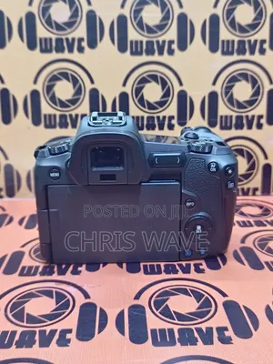 Canon Eos R Mirrorless Camera