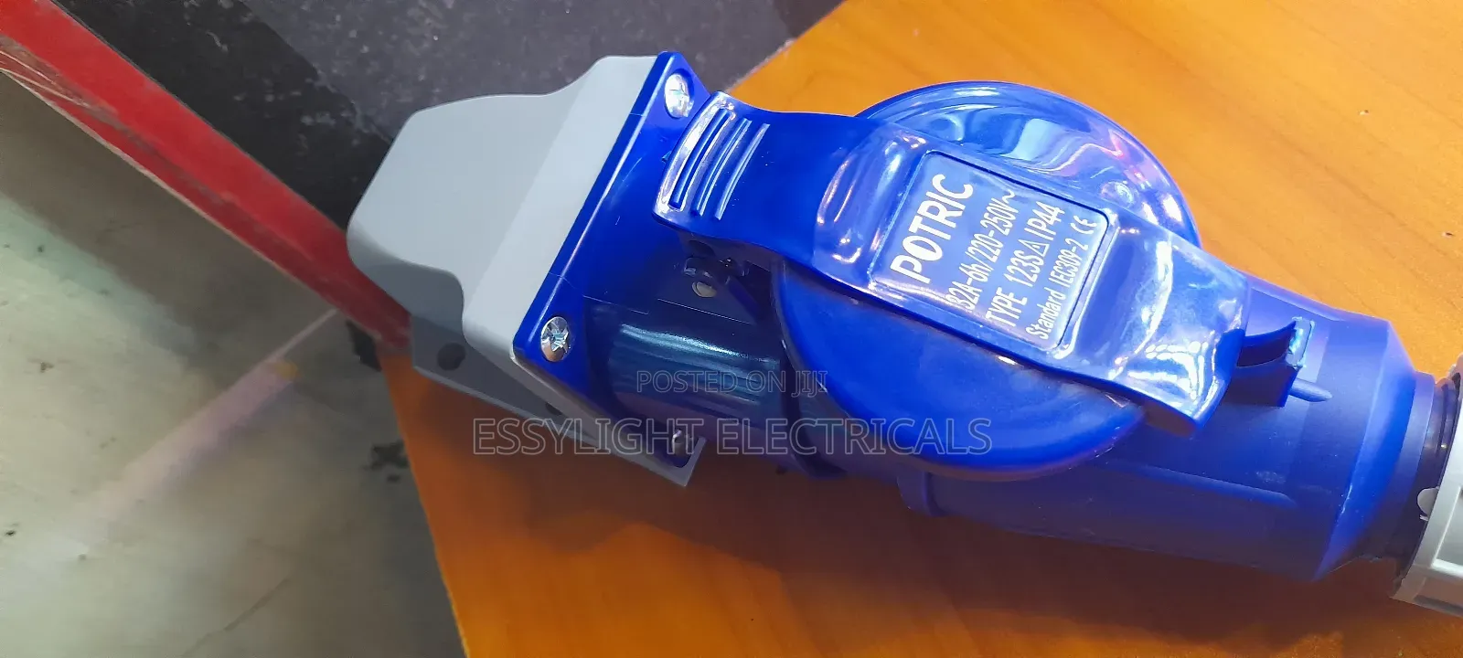 Industrial Sockets