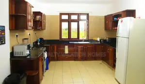 Affordable 1br Beachfront Apartment in Mombasa Shanzu