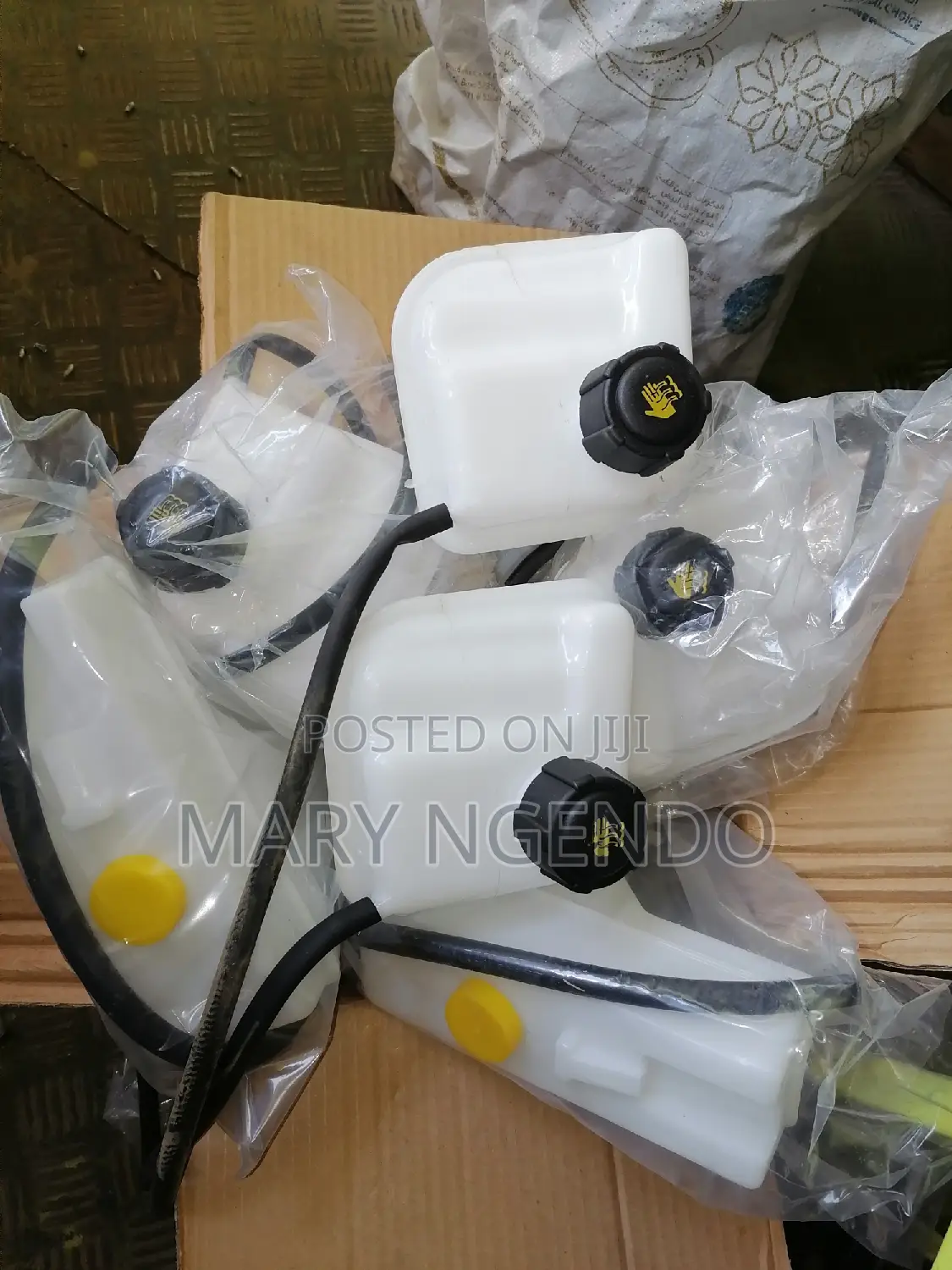 Washer Reserve for Nissan Dualis