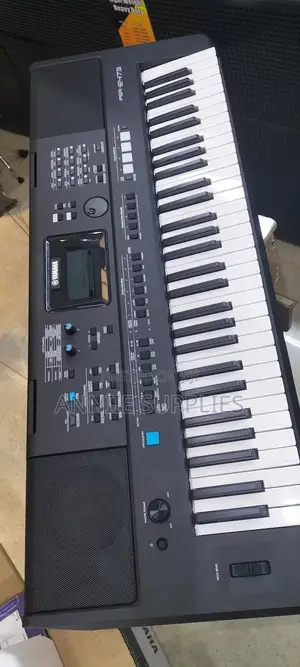 Per 473 Yamaha Keyboard