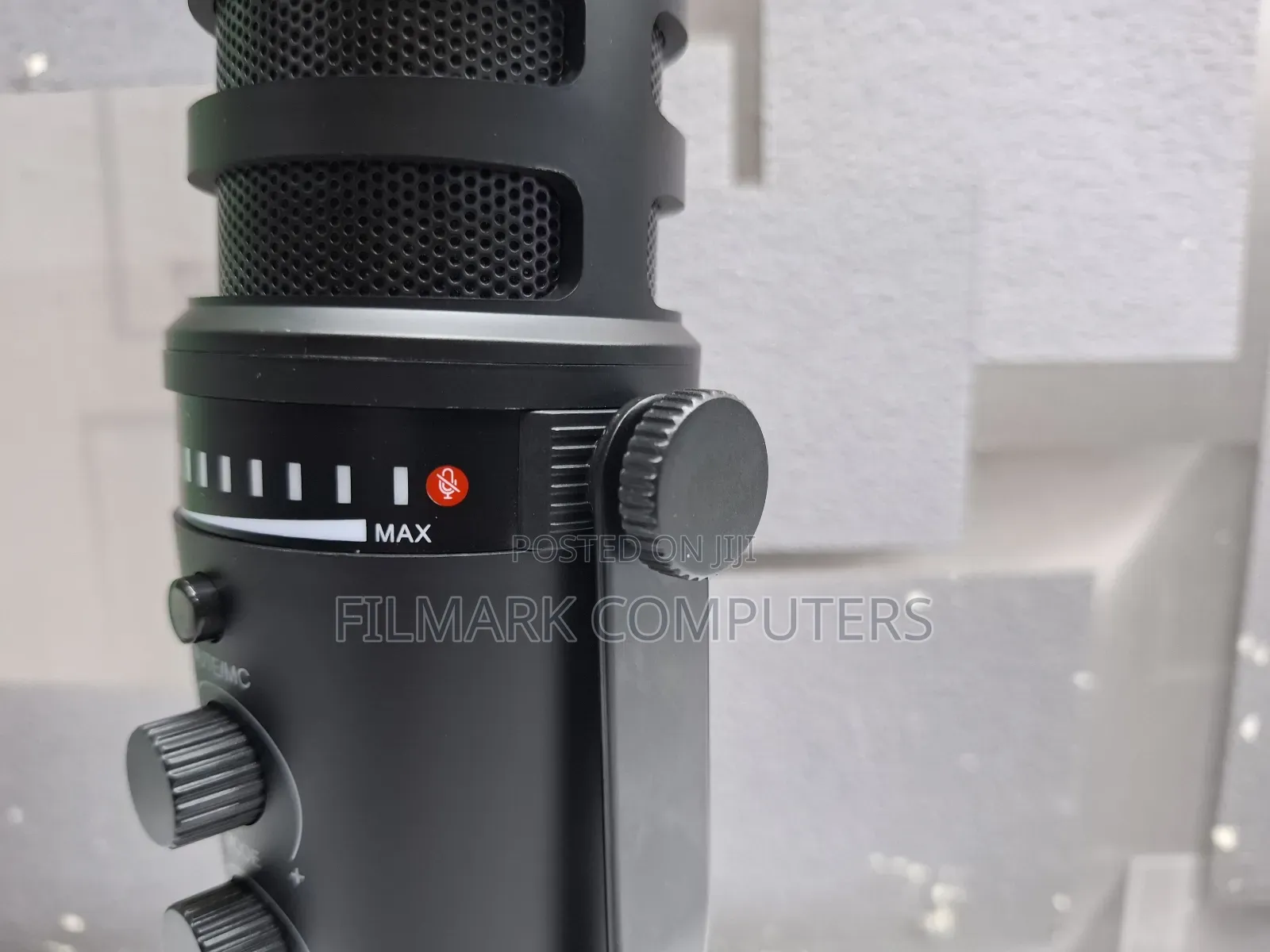 Podcast Microphone With Desktop Stand