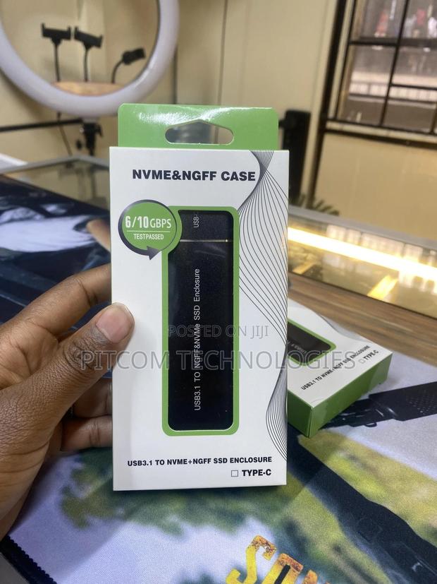 2 in 1 Nvme/M.2 External Reader