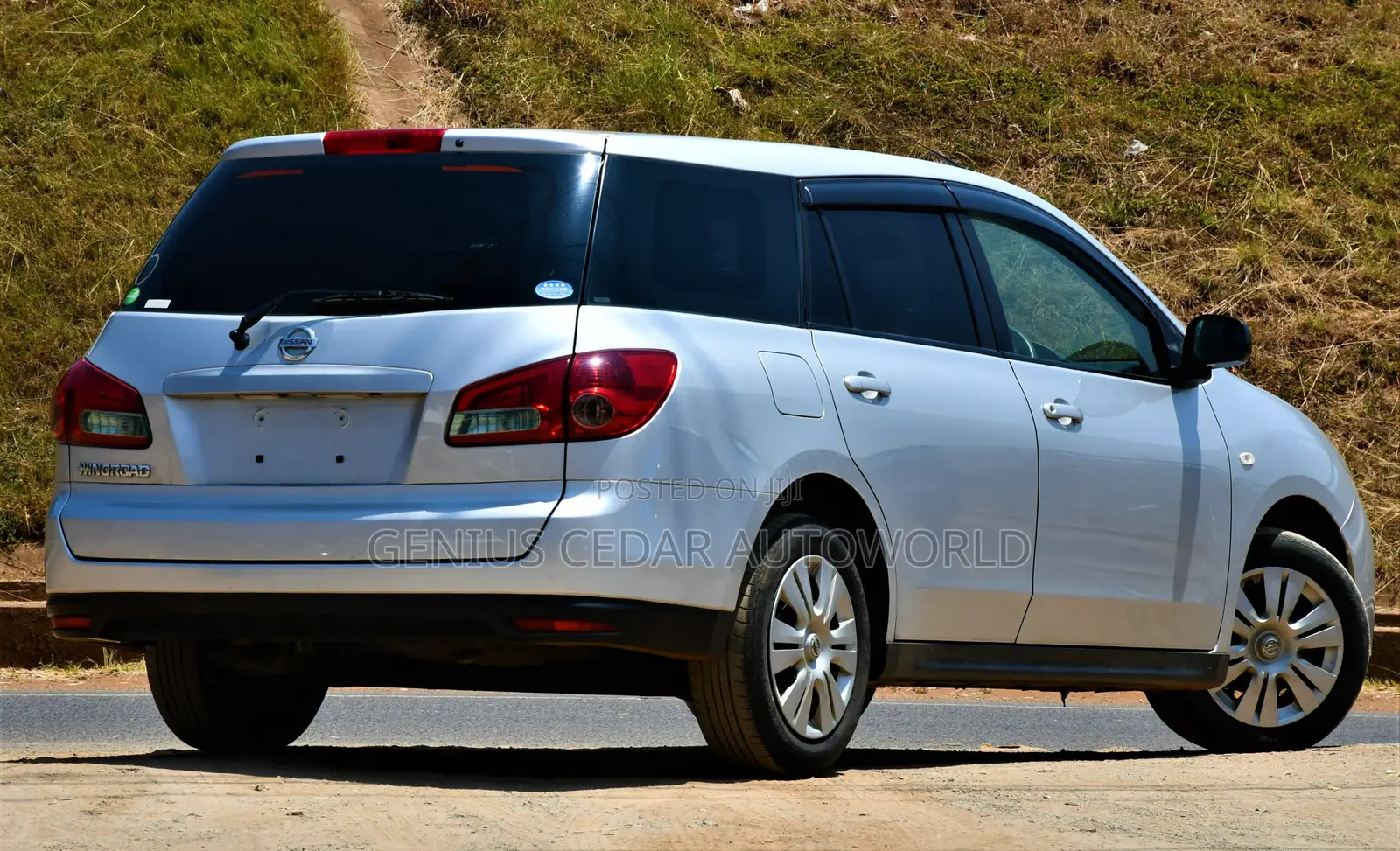 Nissan Wingroad 2016 Silver