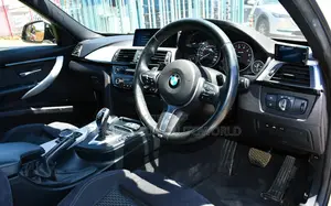 BMW 320i 2017 White
