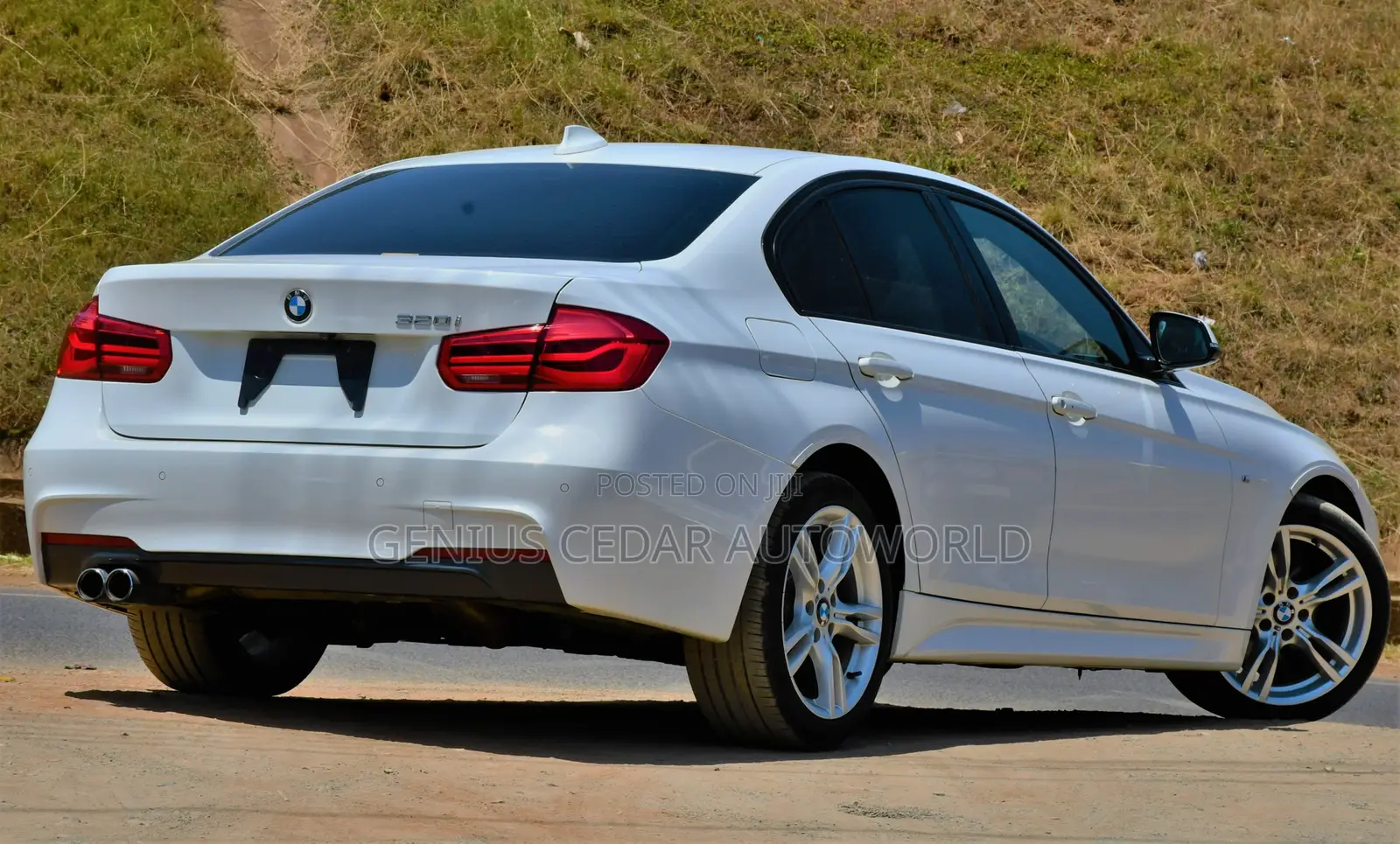 BMW 320i 2017 White