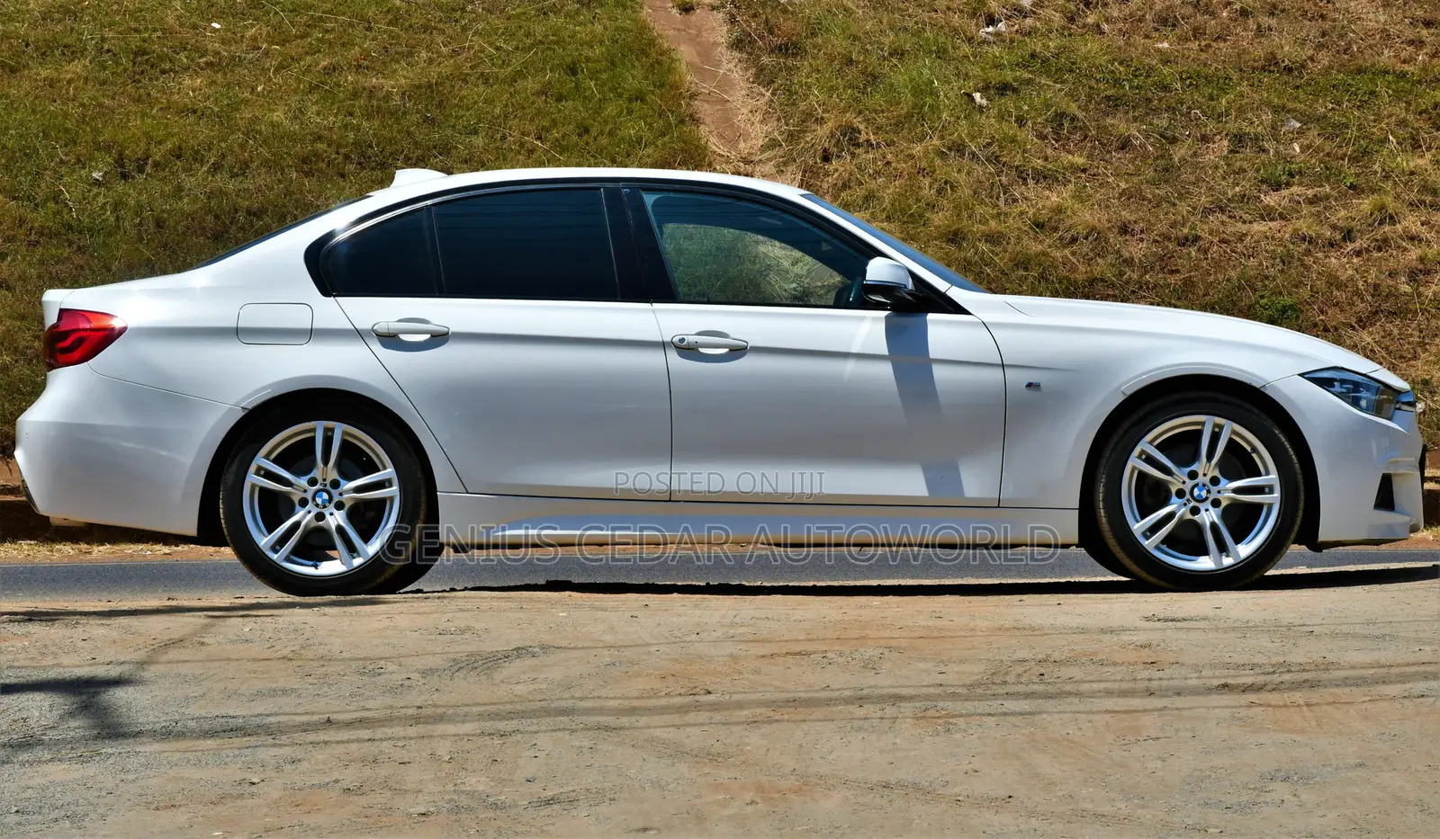 BMW 320i 2017 White