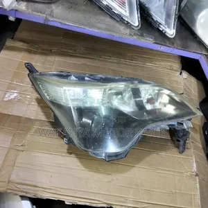 Toyota Spade 2012/2017 Non Xenon Headlamp, Clean Ex Japan