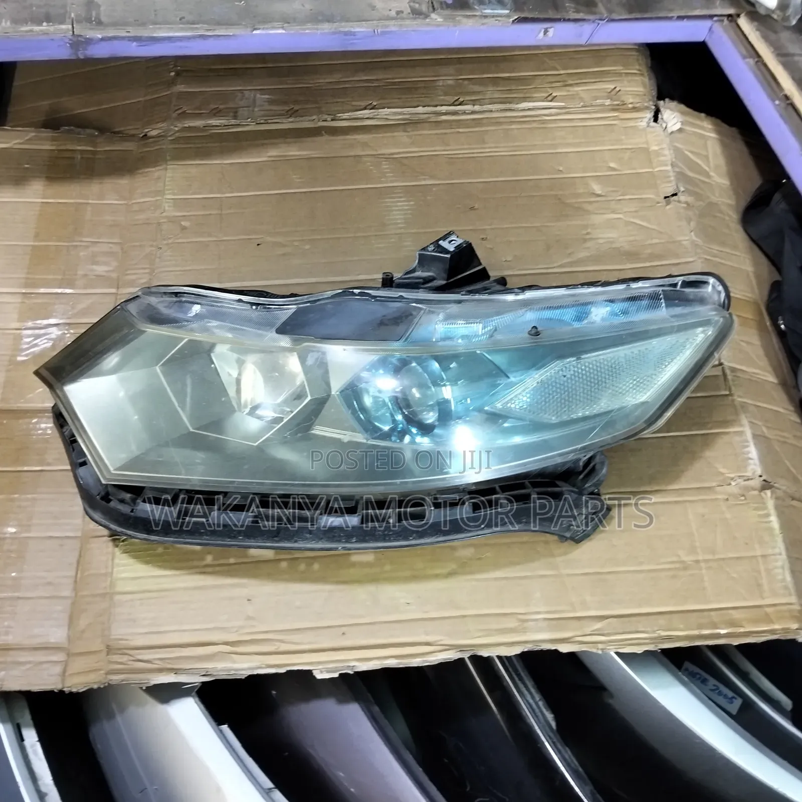 Honda Insight 2010 Non Xenon Headlamp, Clean Ex Japan