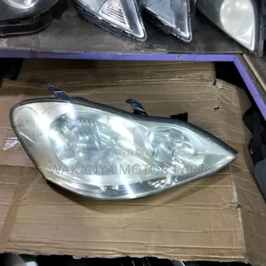 Toyota Ipsum 2005/2008 Zenon Headlight, Clean Ex Japan