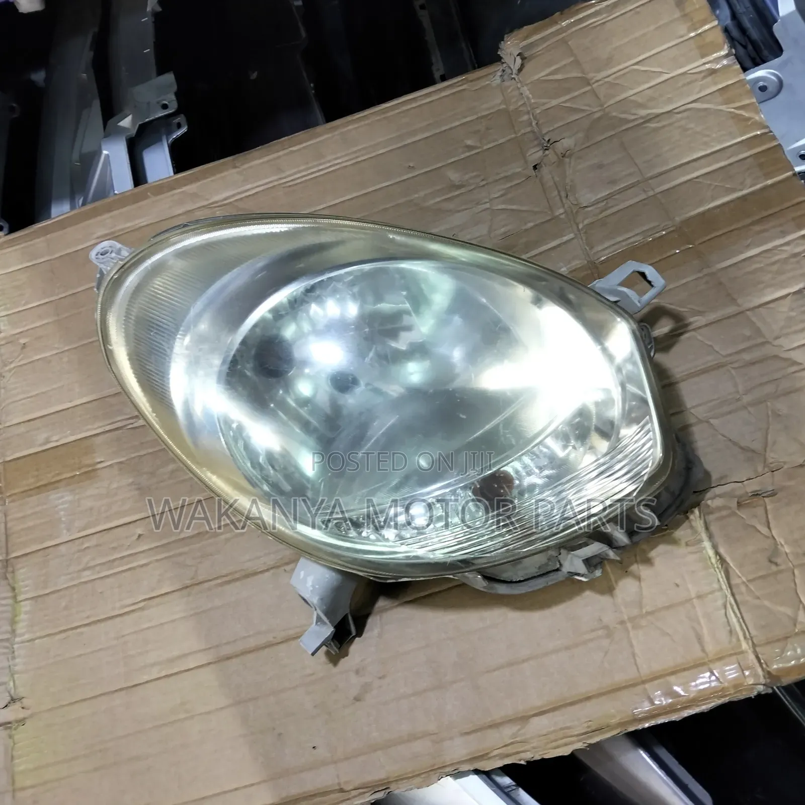 Toyota Passo 2010/2013 Non Xenon Headlamp Non Focus
