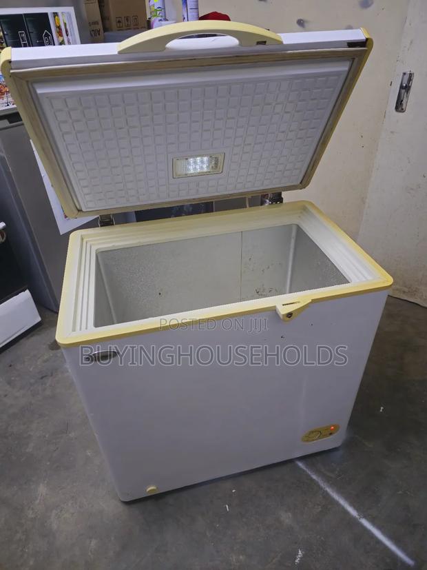 Mika 150l Chest Freezer - thumbnail 2