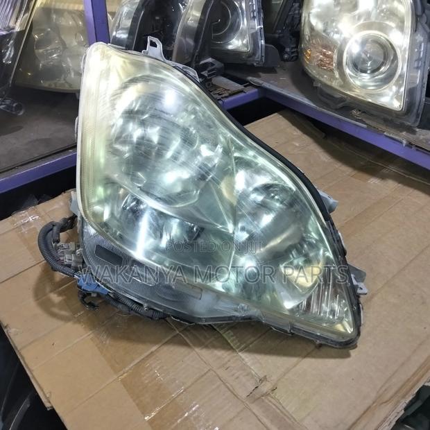 Toyota Crown 313 Royal Saloon 2005 Zenon Headlight, Ex Japan