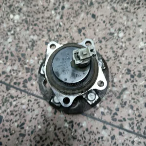 Toyota Noah 2010 Hub Beling