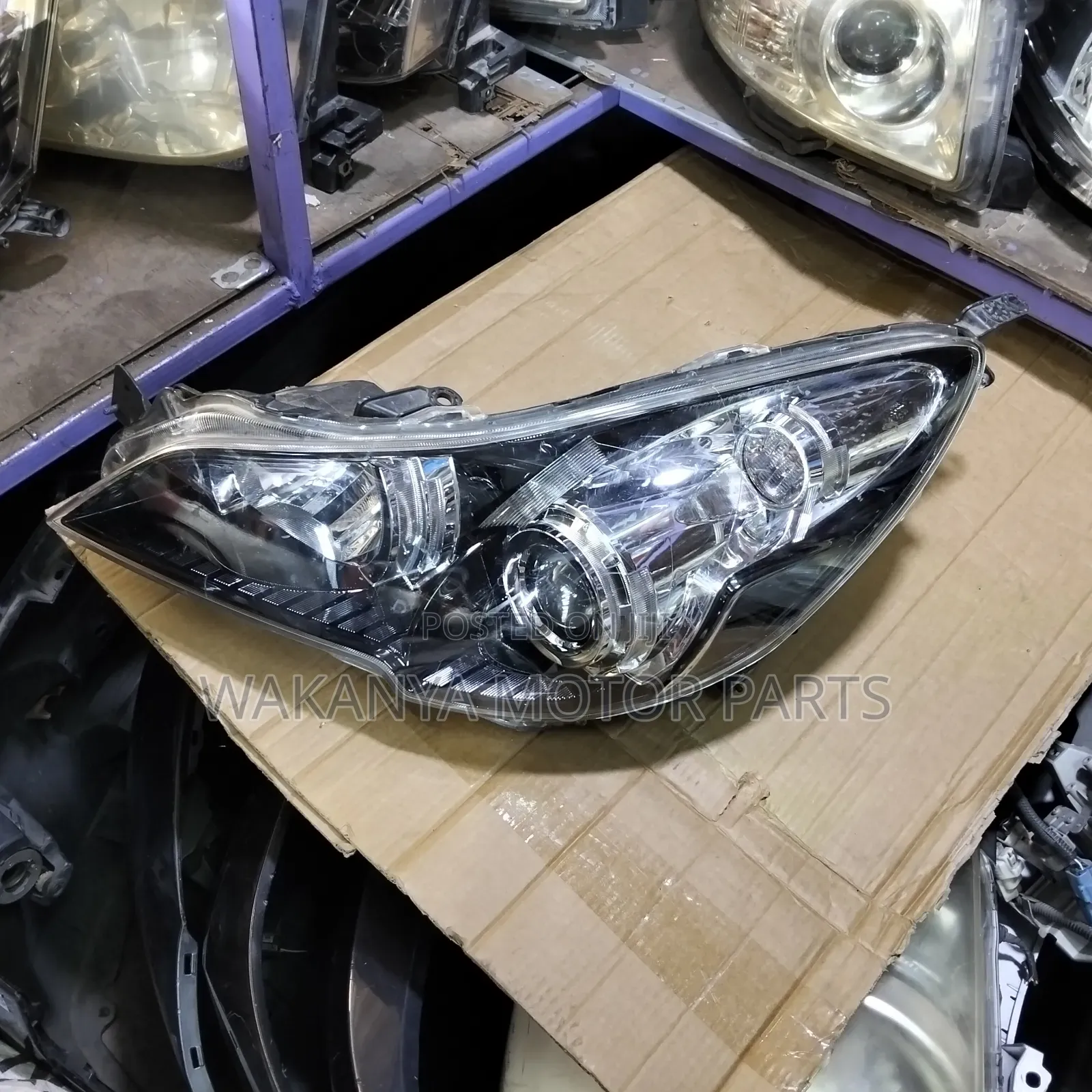 Subaru Legacy/Outback Br9 Zenon Shiny Headlight, Ex Japan