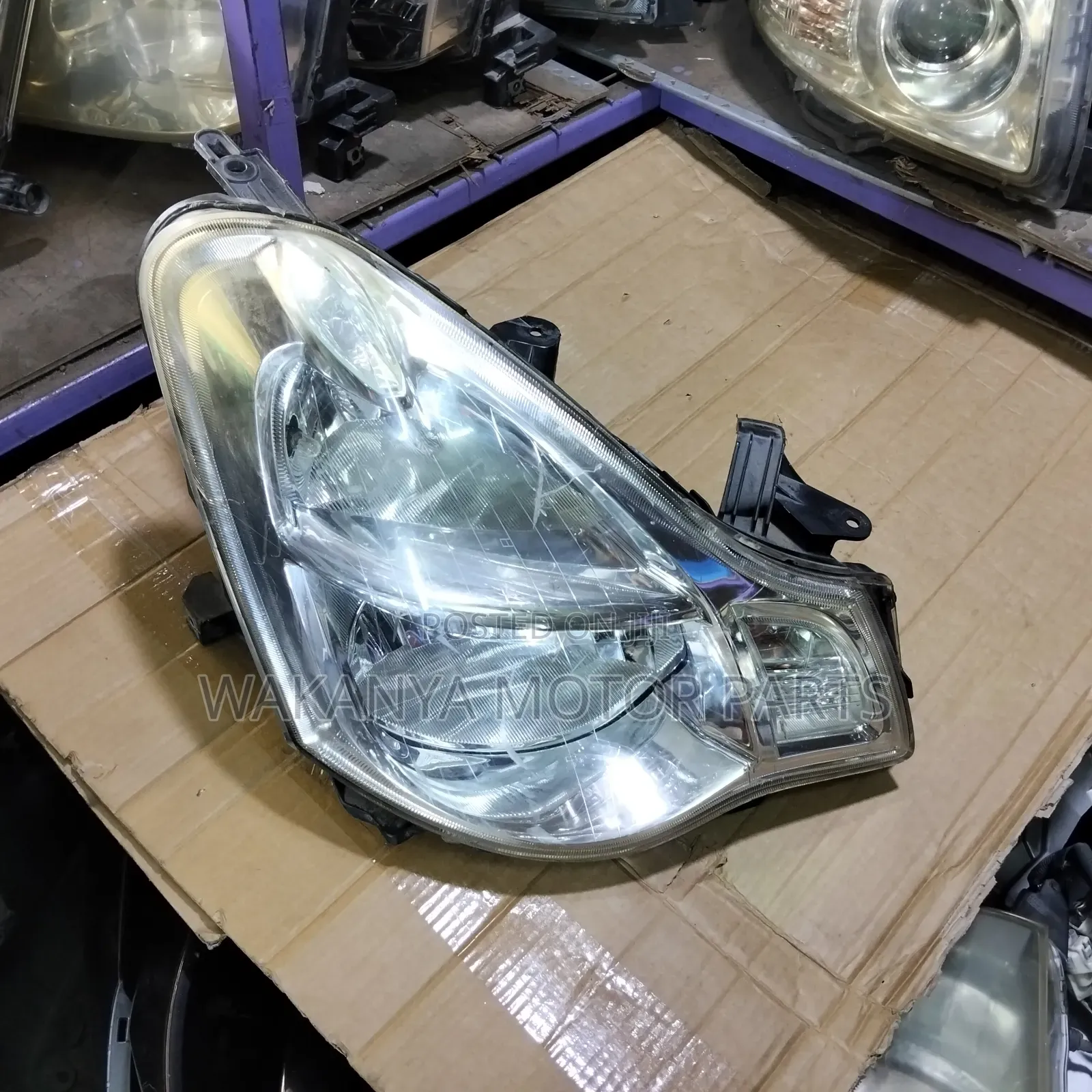 Nissan Sylphy Bluebird N17/G11 Non Xenon Head Lamp, Ex Japan